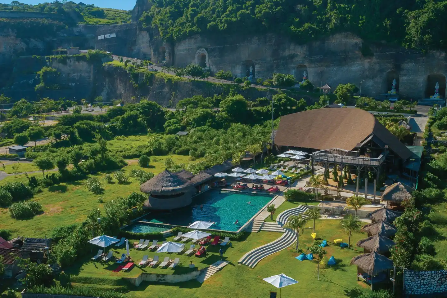 Renaissance Bali Uluwatu Resort & Spa Pool