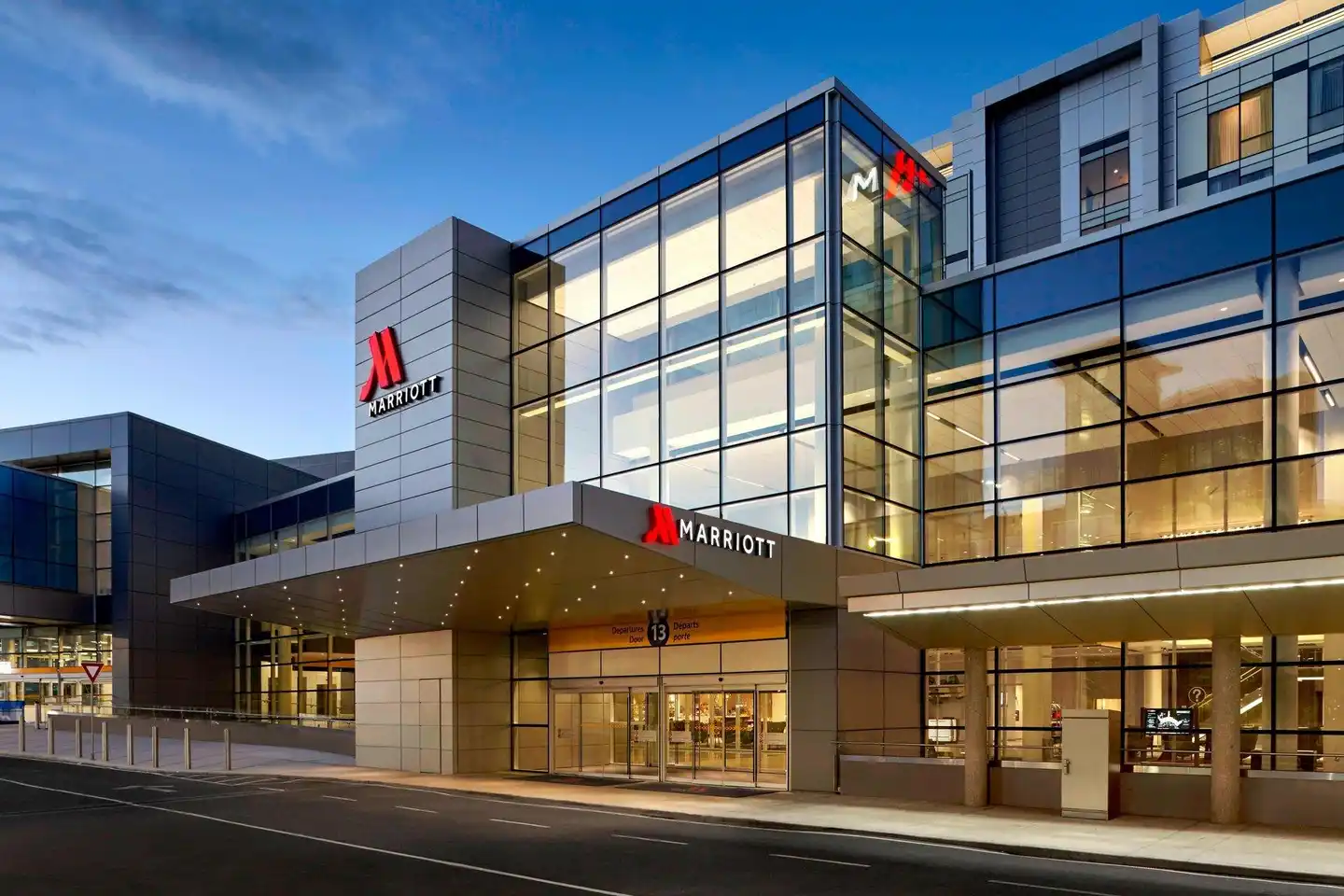 Calgary Airport Marriott In-Terminal Hotel Aussenansicht