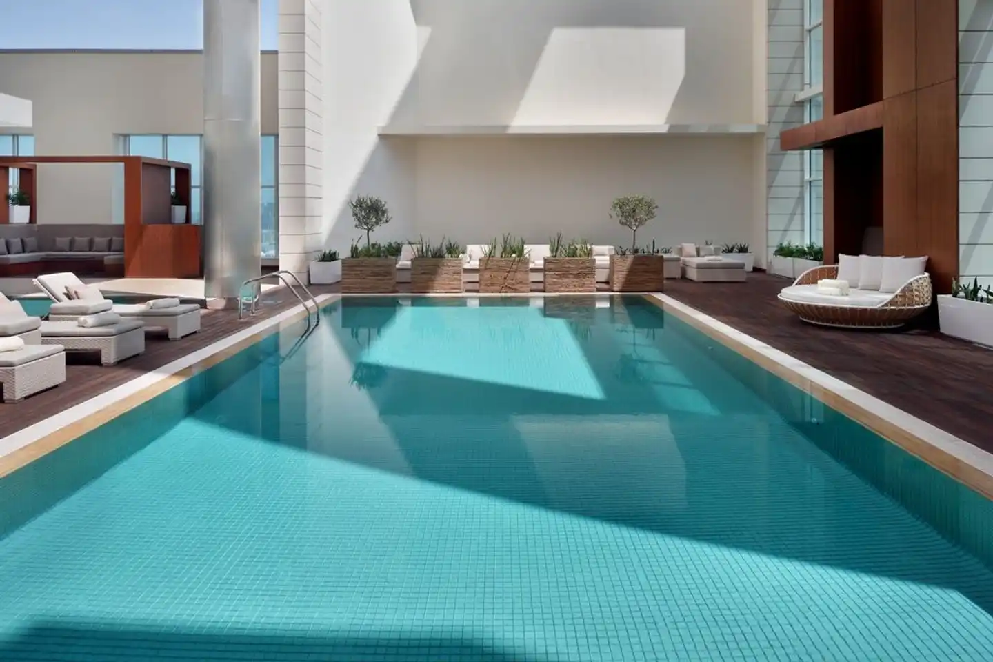 Marriott Hotel Downtown, Abu Dhabi Hallenbad
