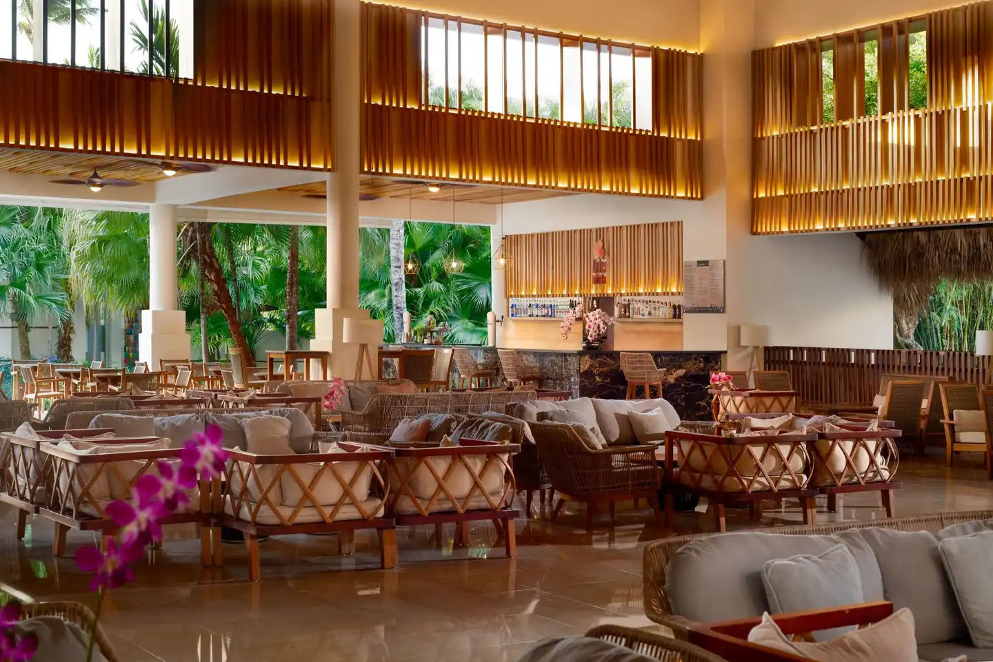 Impressive Punta Cana & Impressive Premium Punta Cana Lobby