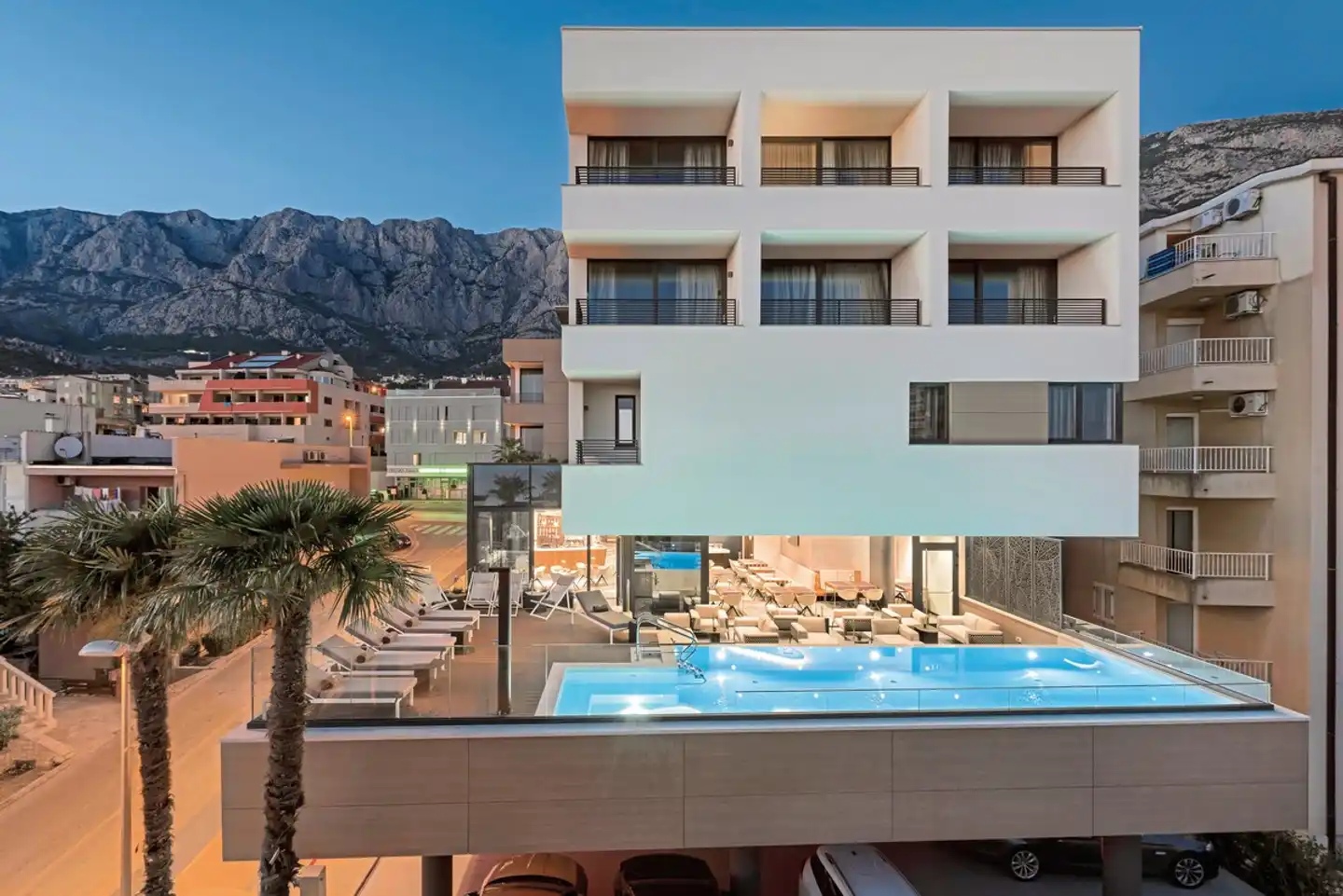 Hotel Ani Pool