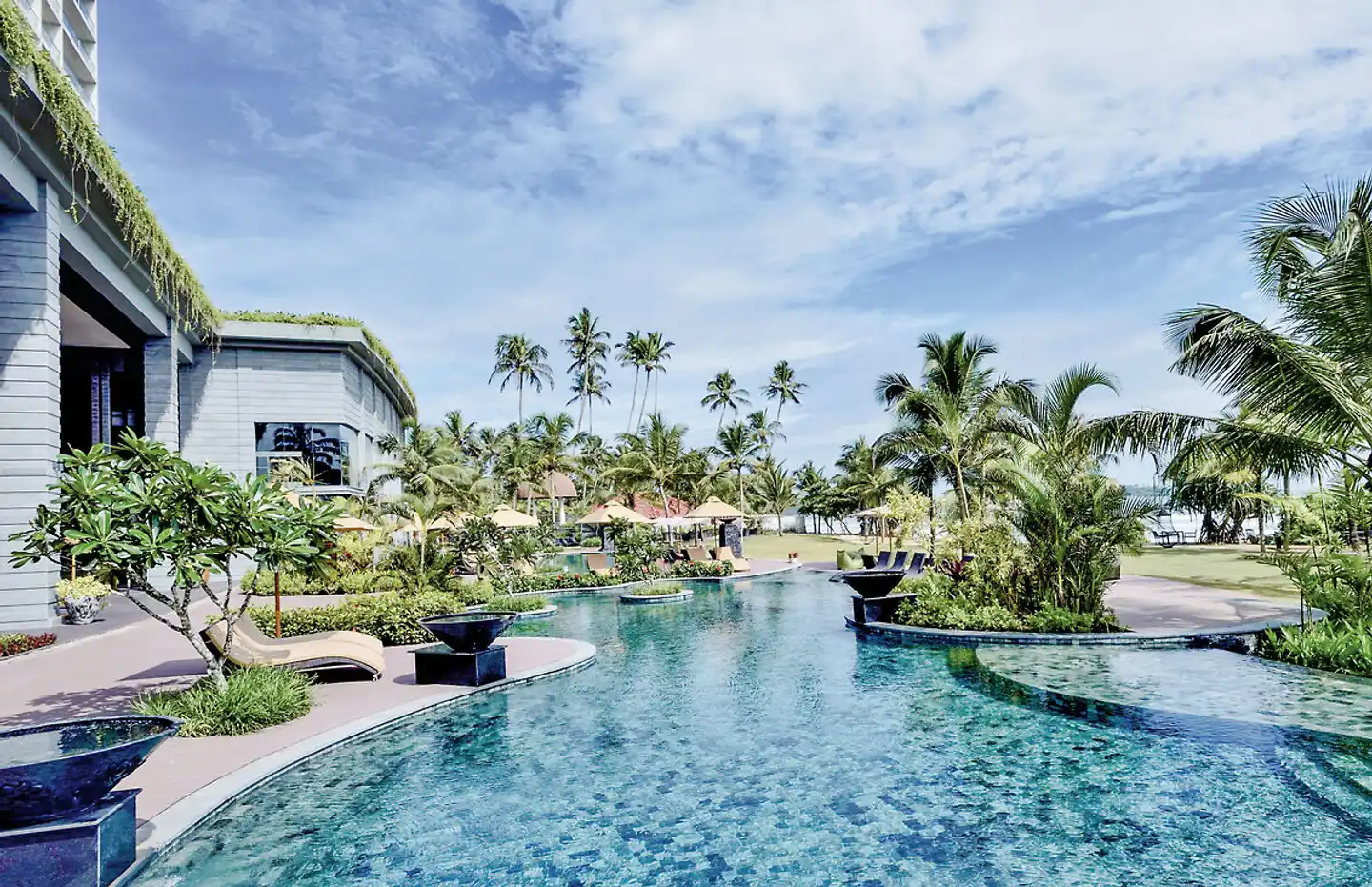 Weligama Bay Marriott Resort & Spa Pool