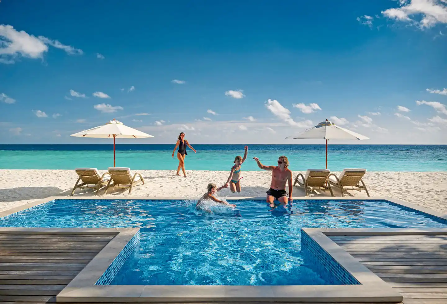 Baglioni Resort Maldives - Luxury All Inclusive Resort Pool