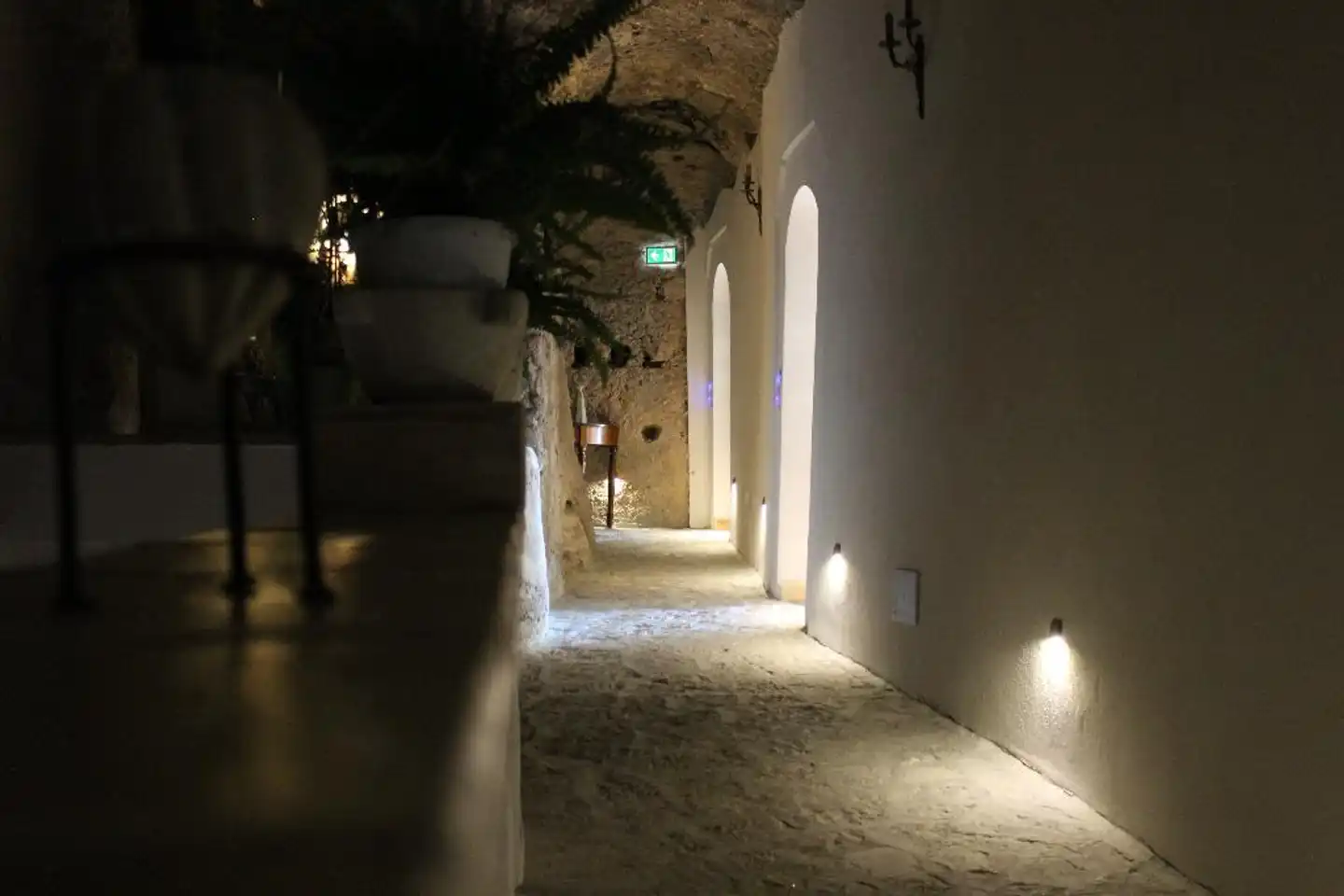 Badia di Santa Maria de'Olearia Lobby