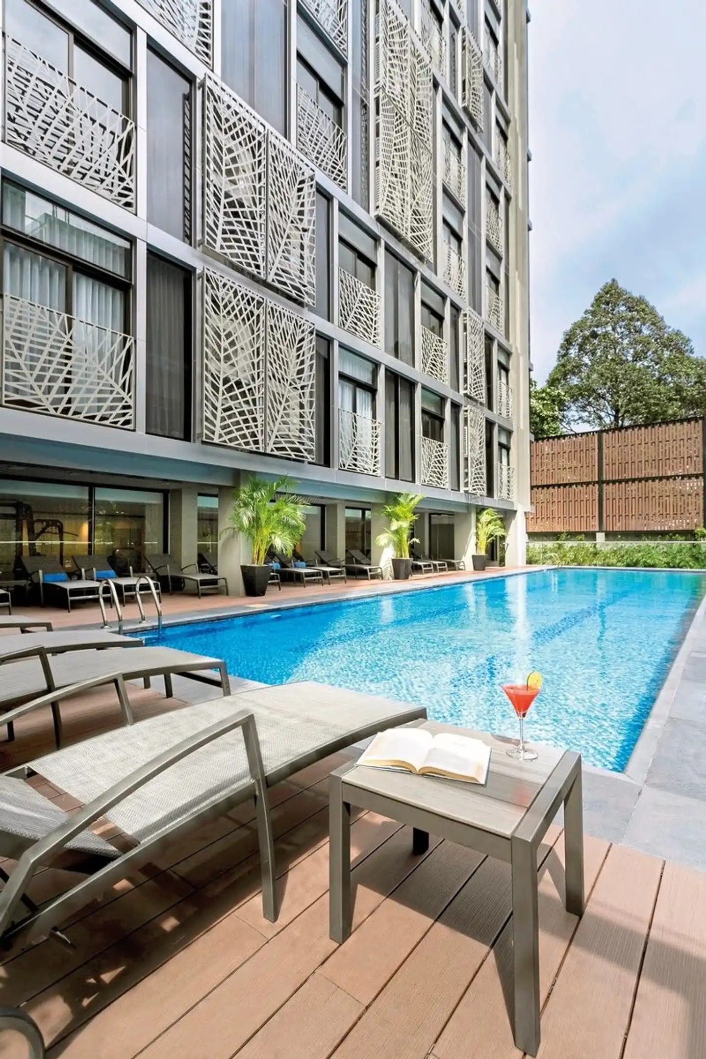 SILA Urban Living Pool