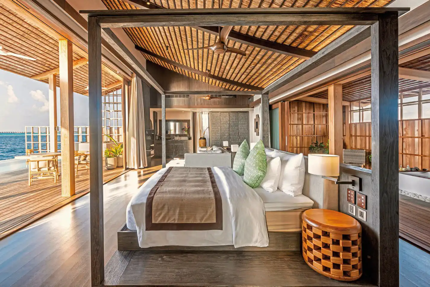 Kudadoo Maldives Private Island Lobby