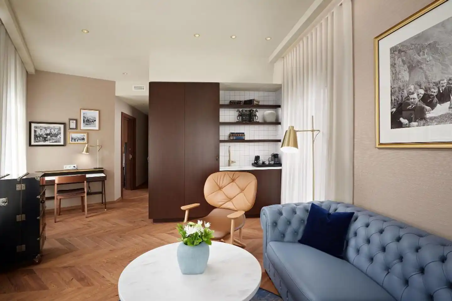 Reykjavik Konsulat Hotel, Curio Collection by Hilton Wohnbeispiel