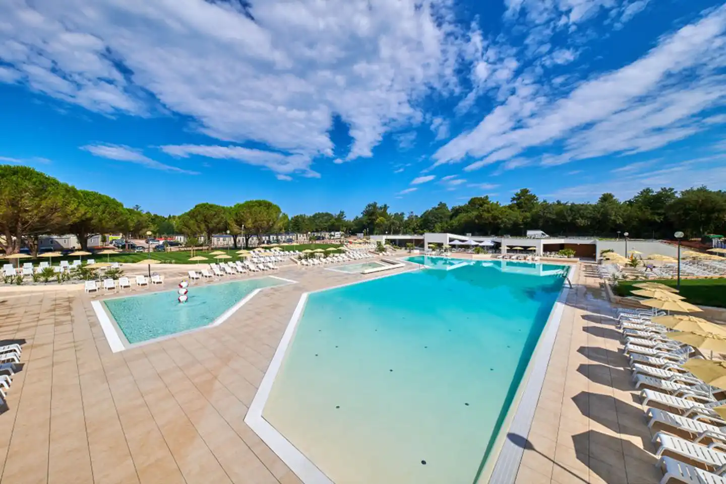 Camping Stella Maris Mobile Homes Pool