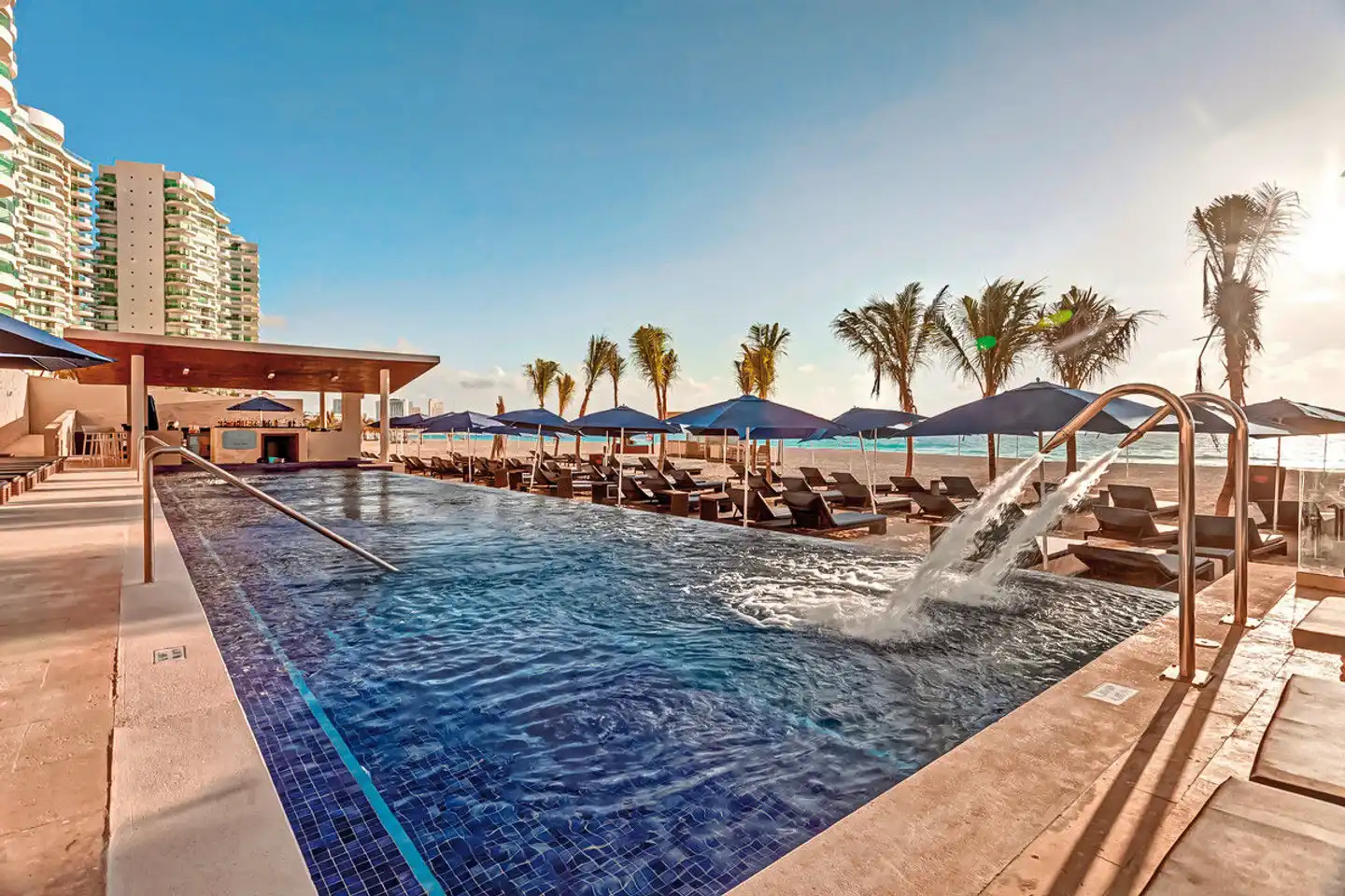 Royalton Chic Cancun Pool