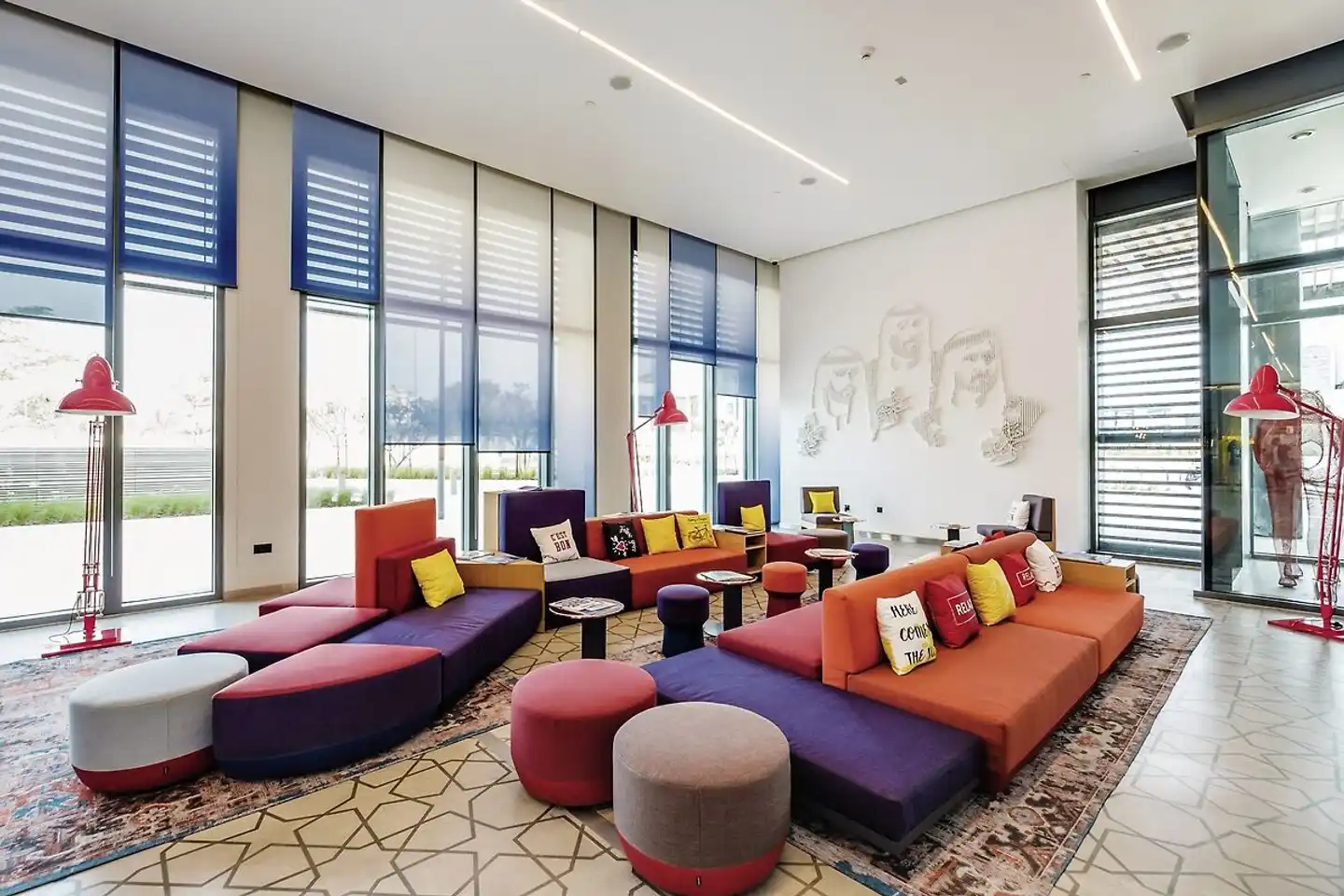 Hampton By Hilton Dubai Al Seef Lobby
