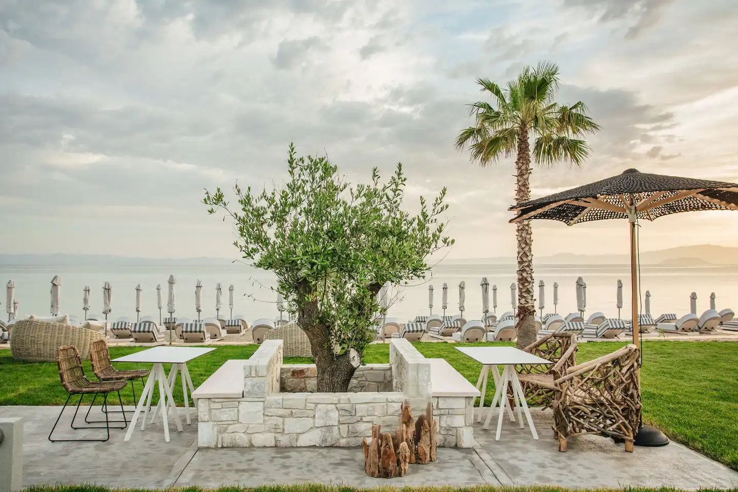 Blue Carpet Luxury Suites Aussenansicht