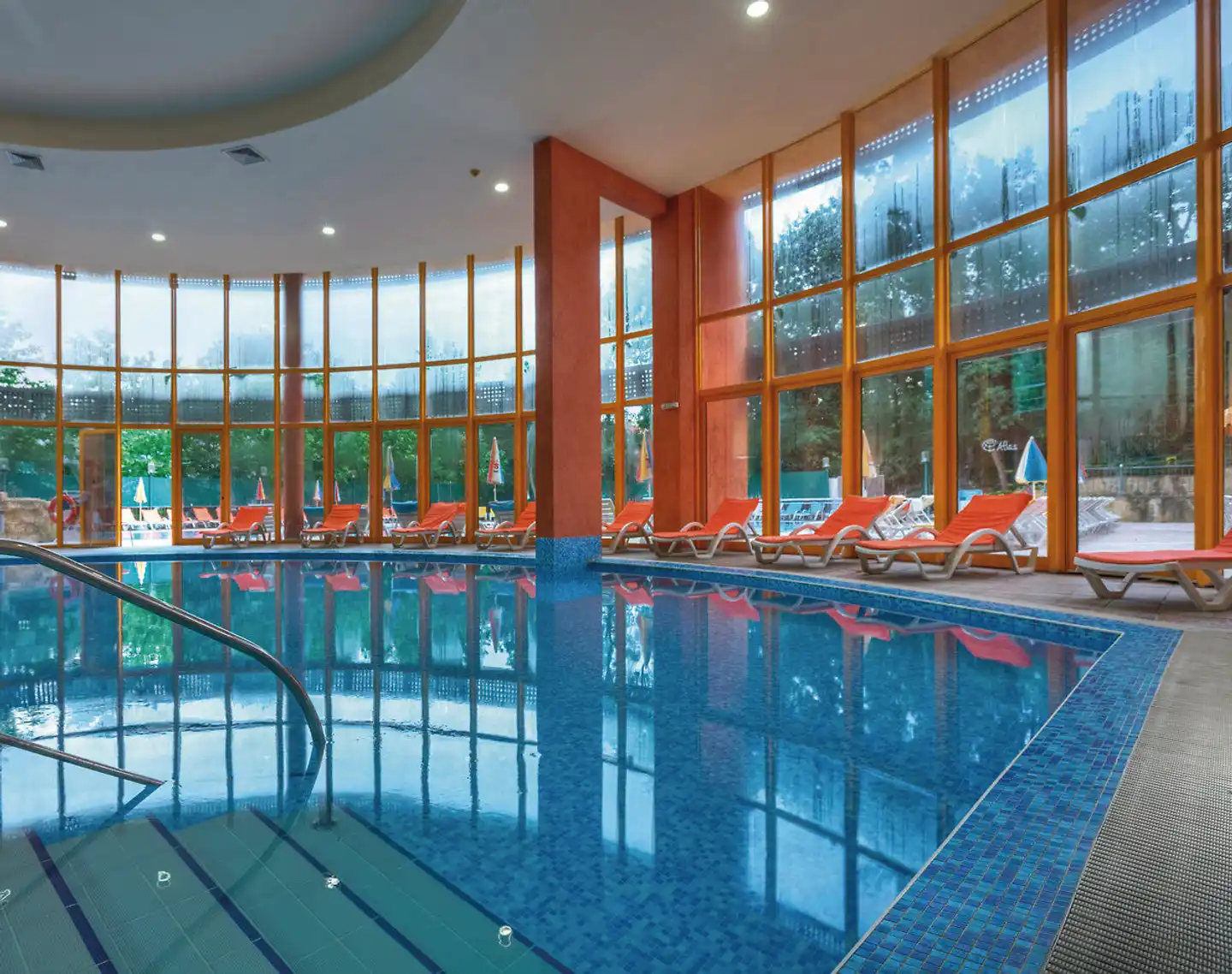 Atlas Hallenbad