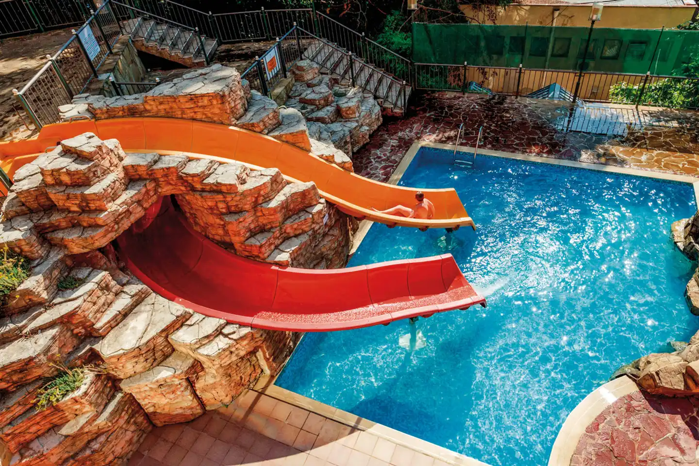 Atlas Pool