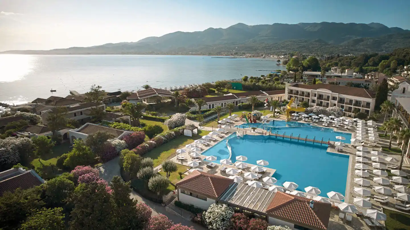 Roda Beach Resort & Spa Pool