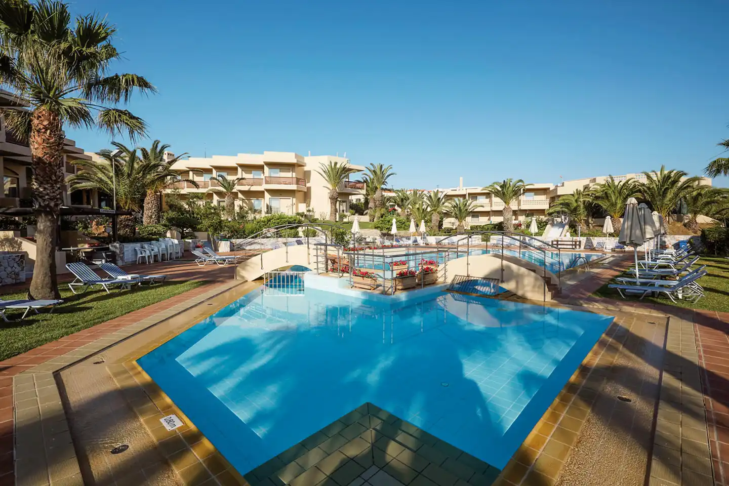 Giannoulis Santa Marina Beach Resort Pool