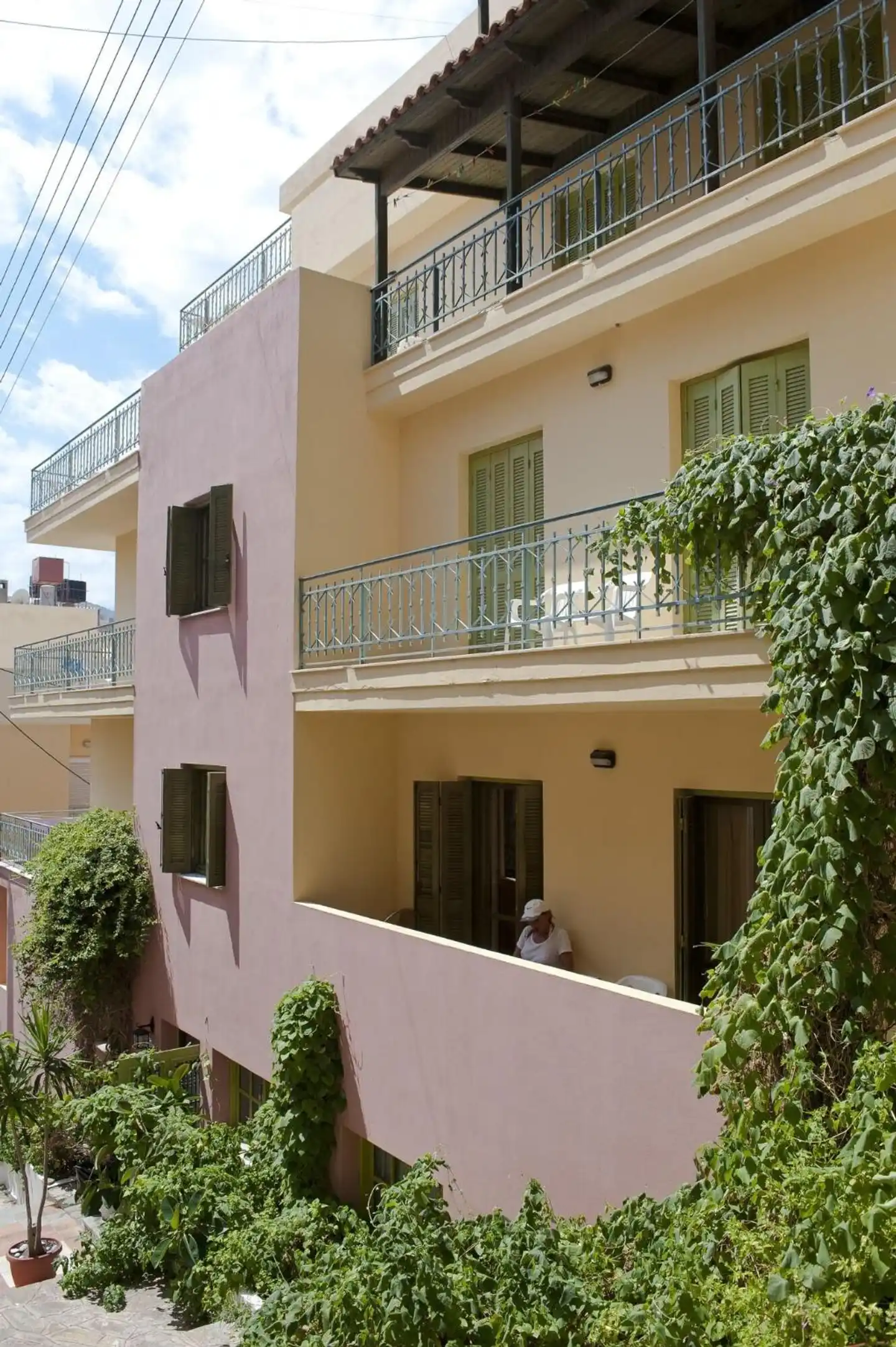 Mare - Olympus Apartments Aussenansicht