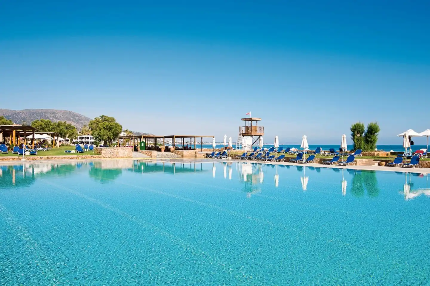 Kernos Beach Pool