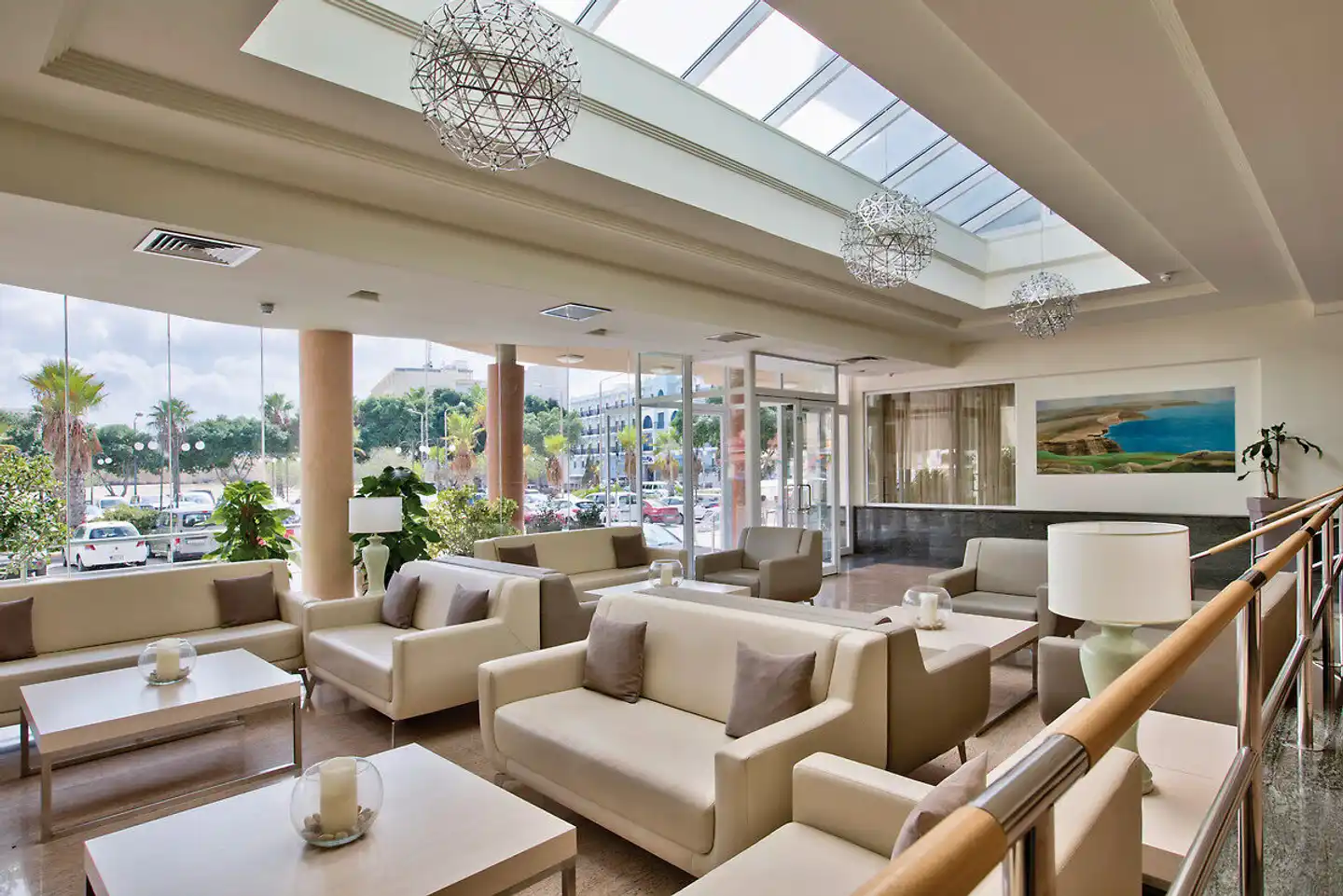 Santana Lobby
