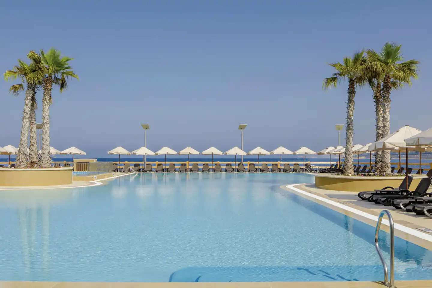 The Westin Dragonara Resort Pool