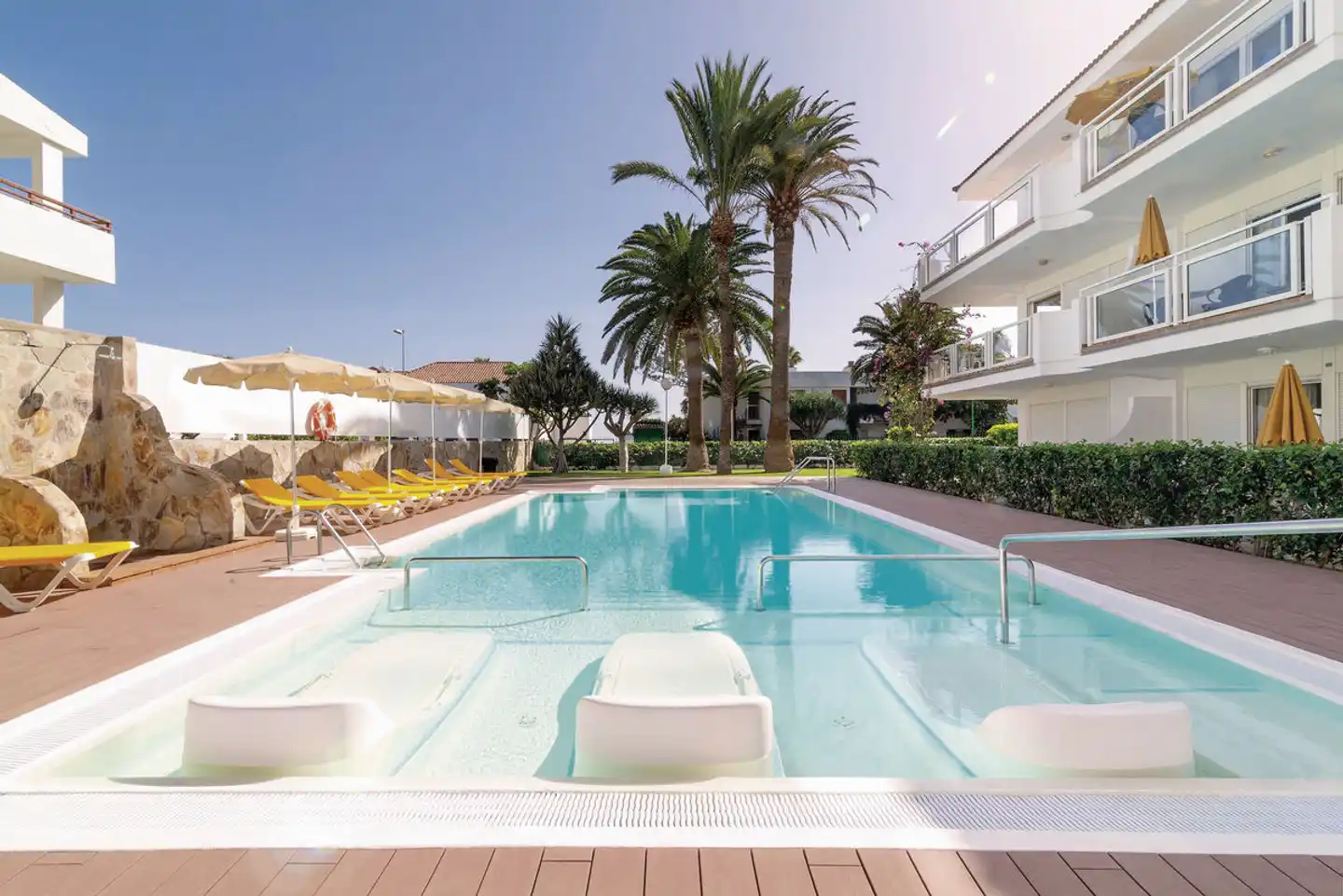 Montemayor Pool