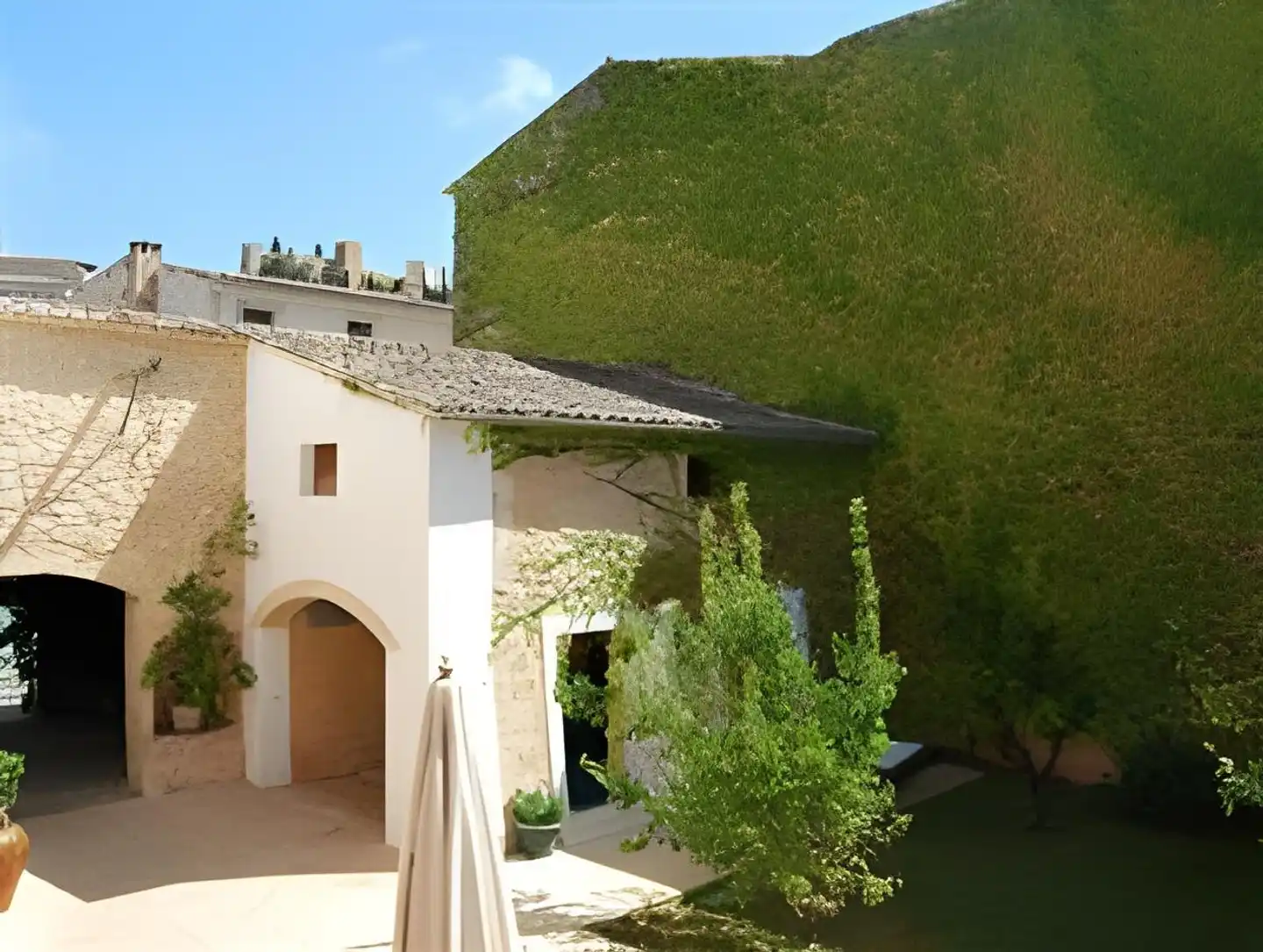 Hotel Can Moragues Aussenansicht