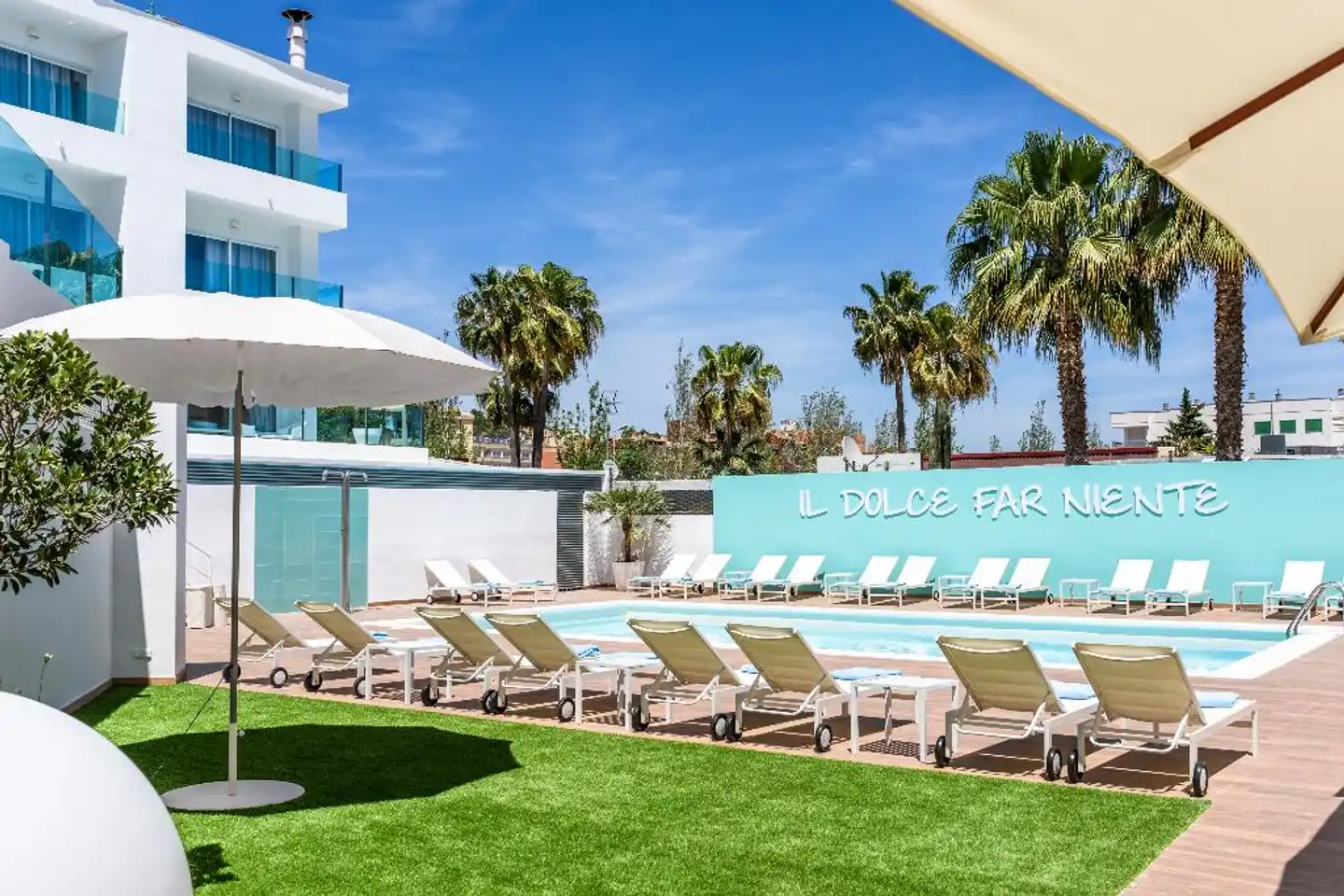 Plaza Santa Ponsa Pool