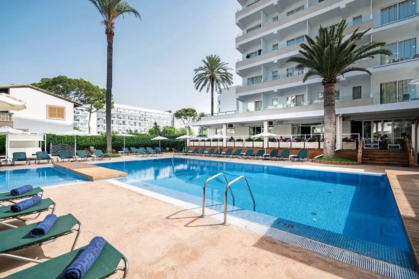 THB Niágara Pool