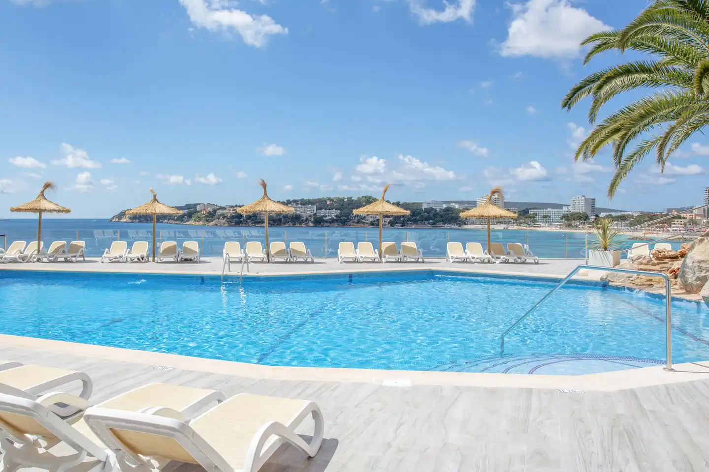 Bahia Principe Sunlight Coral Playa Pool