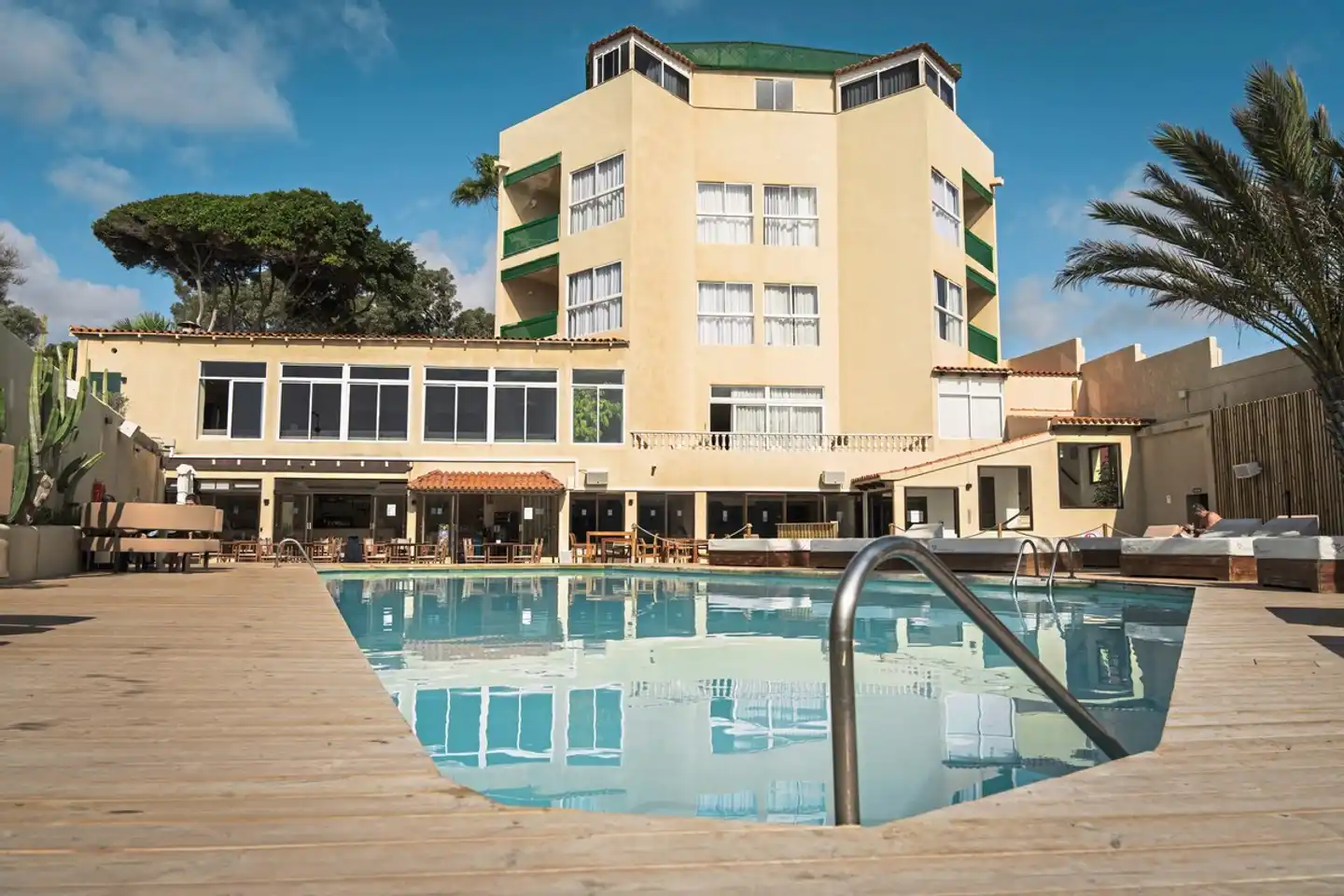 Playa Surf CBbC Pool