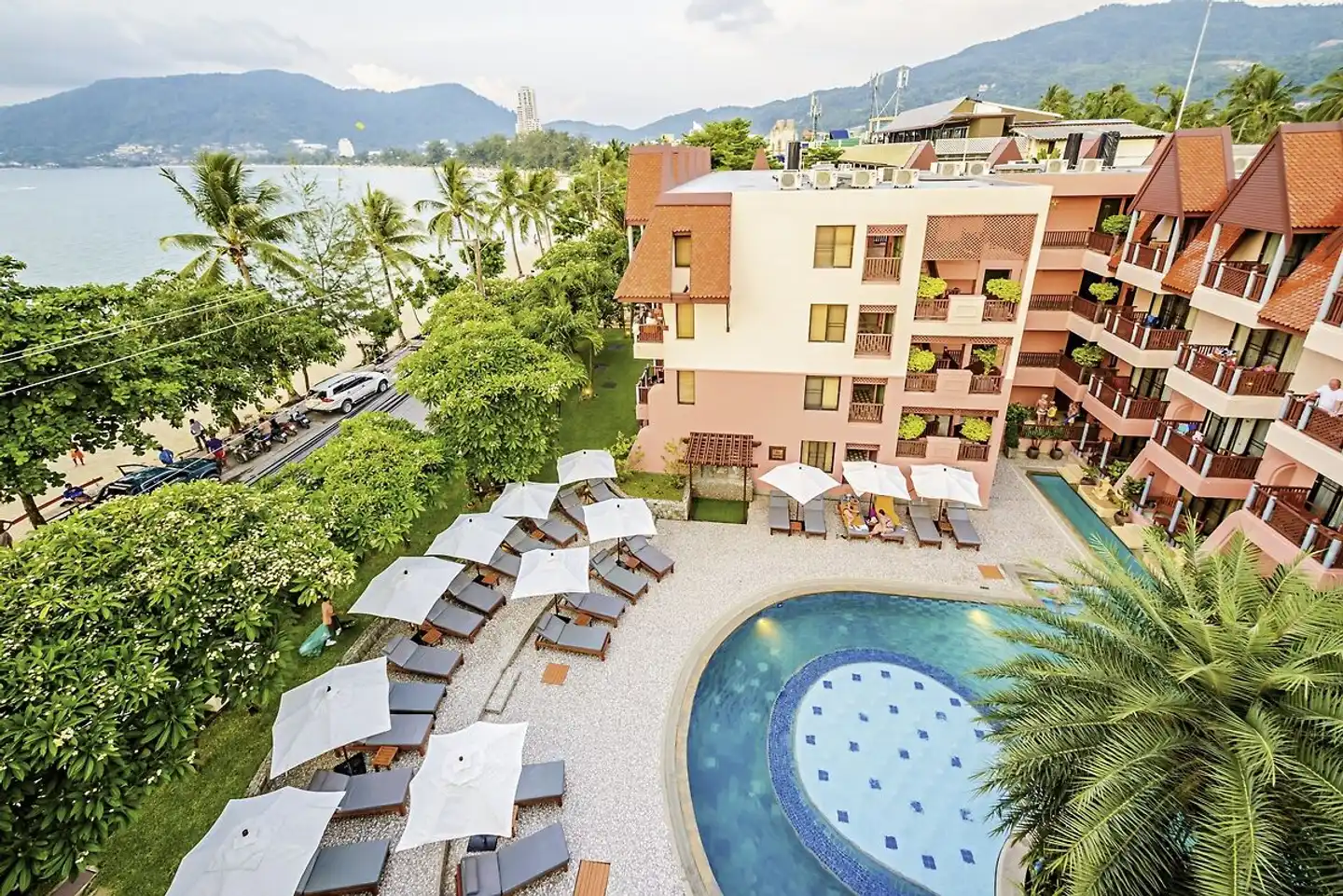 Seaview Patong Hotel Aussenansicht