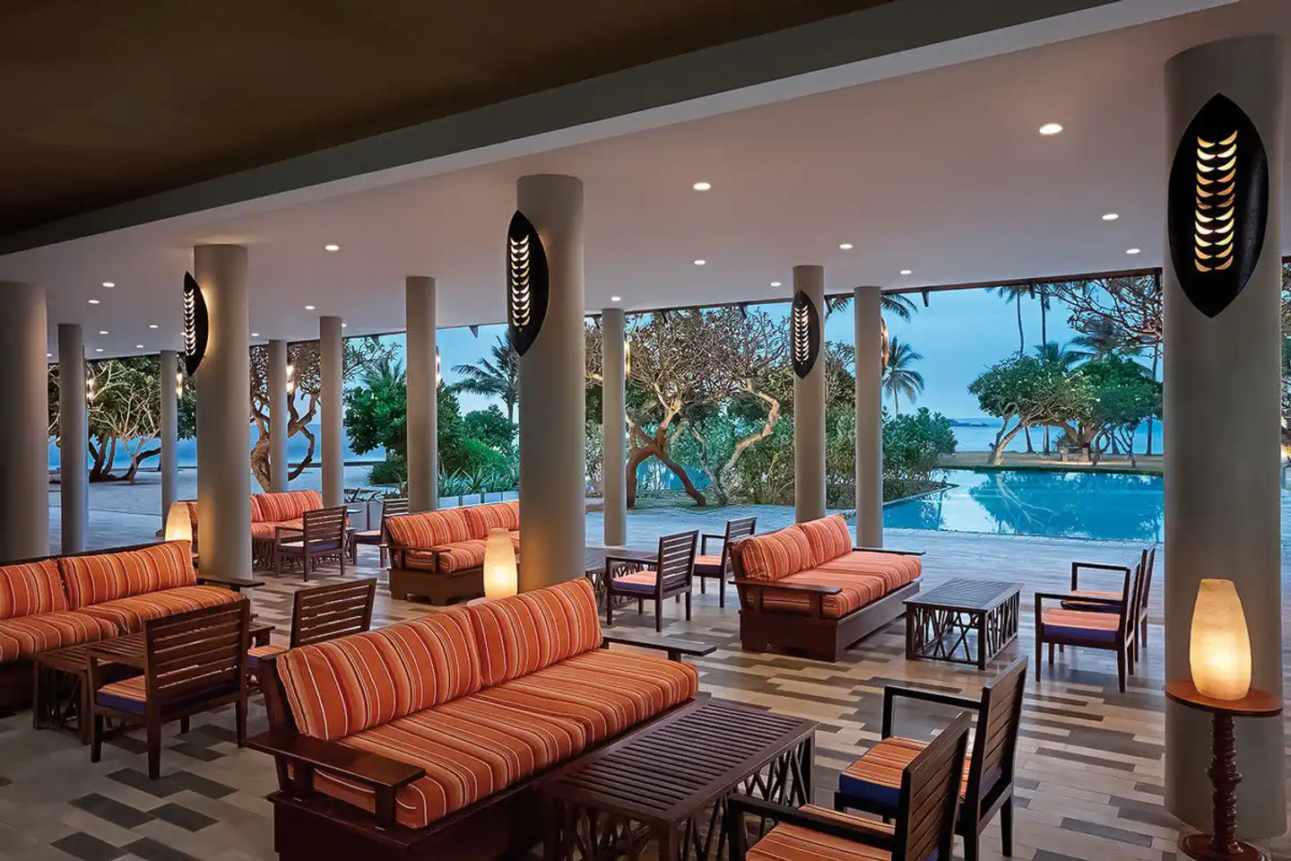Hikka Tranz by Cinnamon Lobby