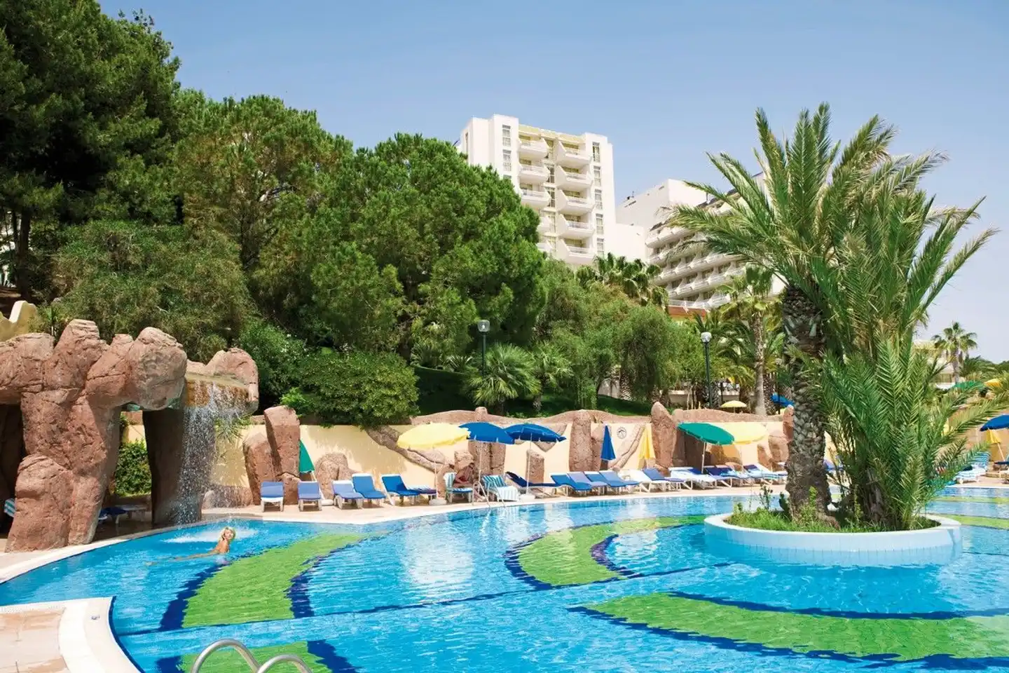 Fantasia Hotel Deluxe Pool