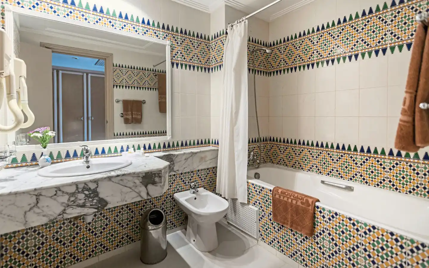 El Mouradi Djerba Menzel Badezimmer