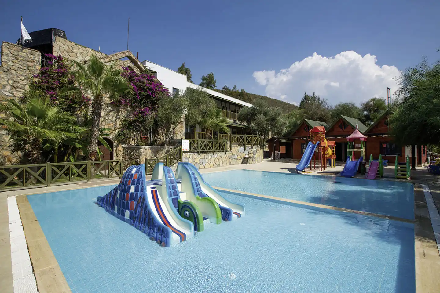 Crystal Green Bay Resort Pool