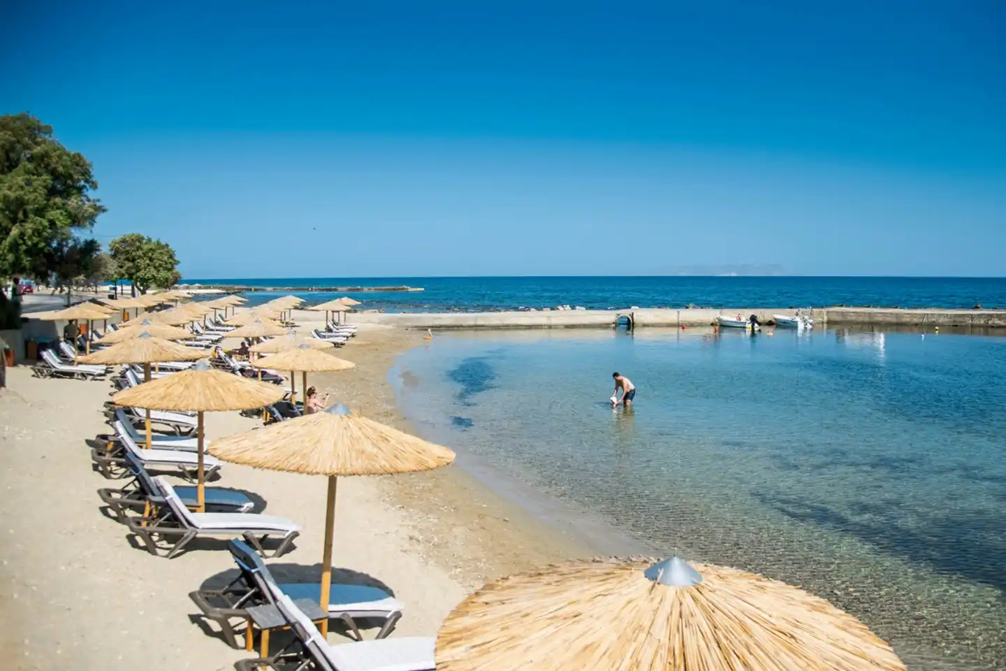 Senseana Sea Side Resort & Spa Strand