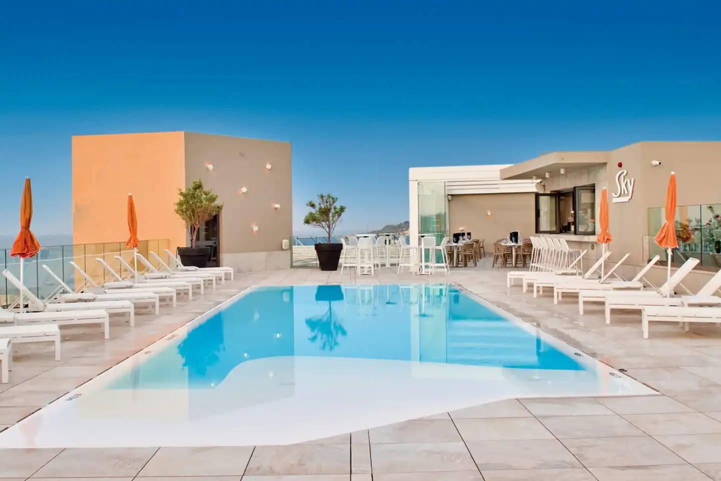 Luna Holiday Complex Pool