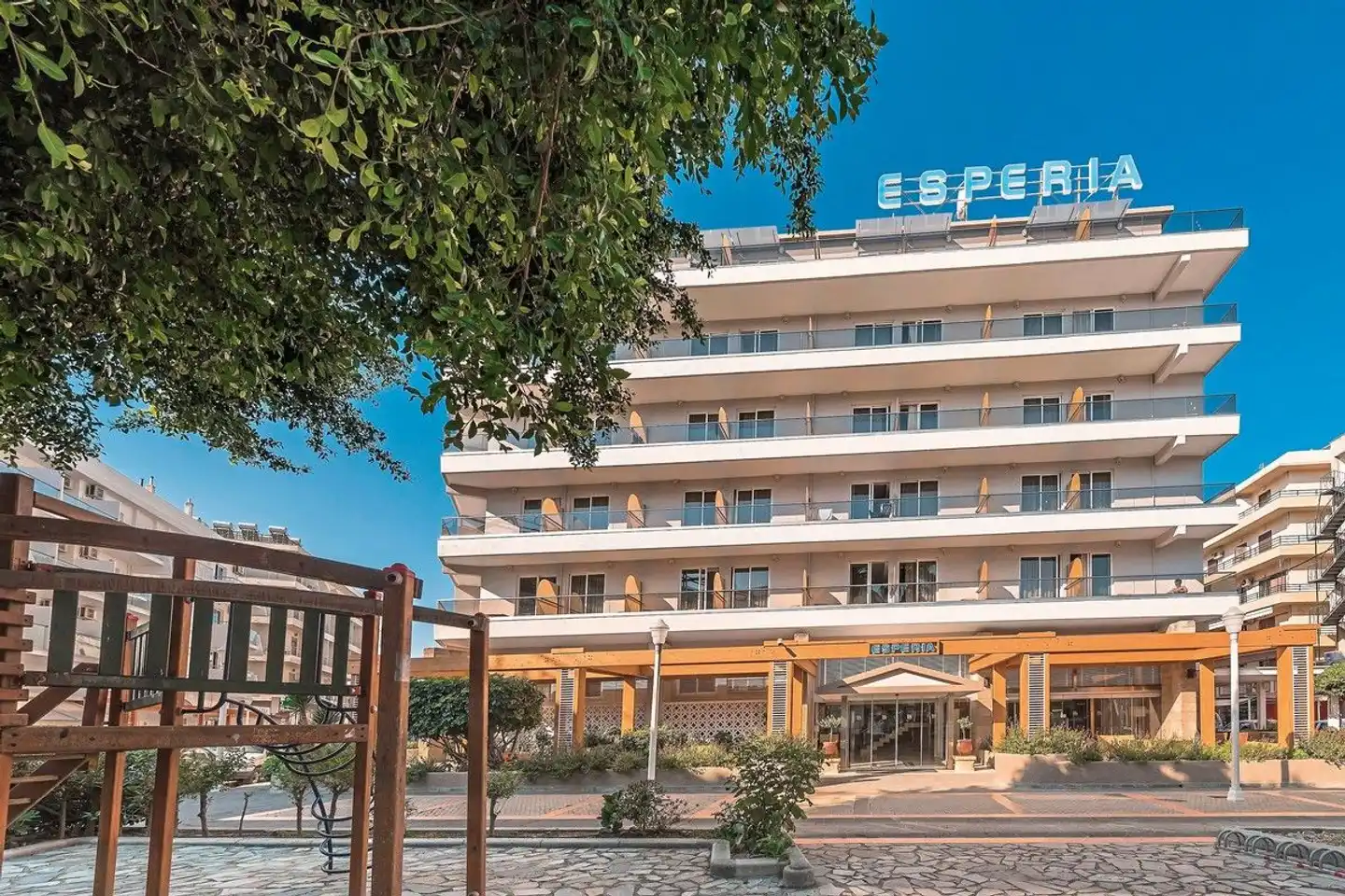 Esperia City Hotel Aussenansicht