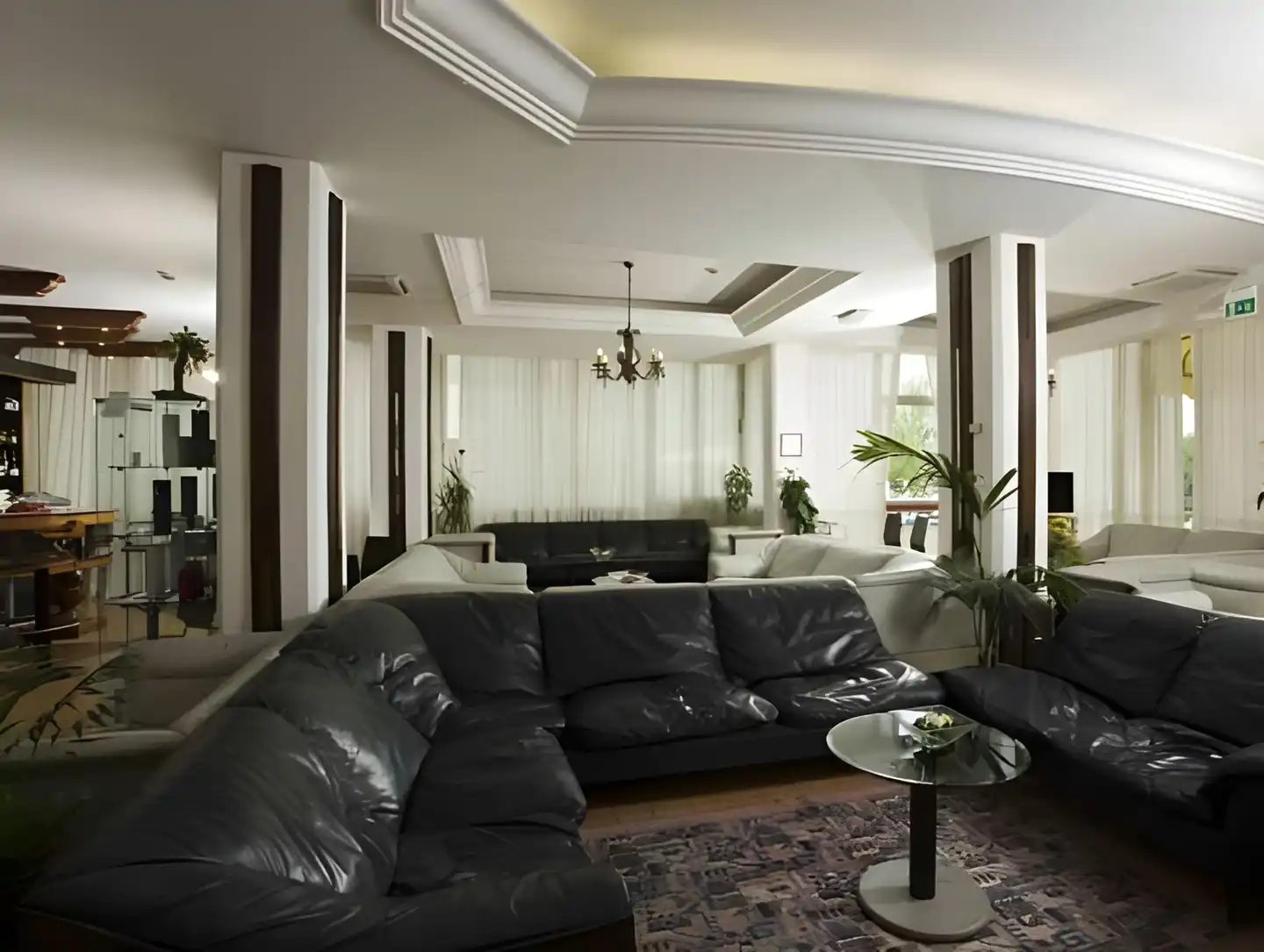 Alexander Lobby