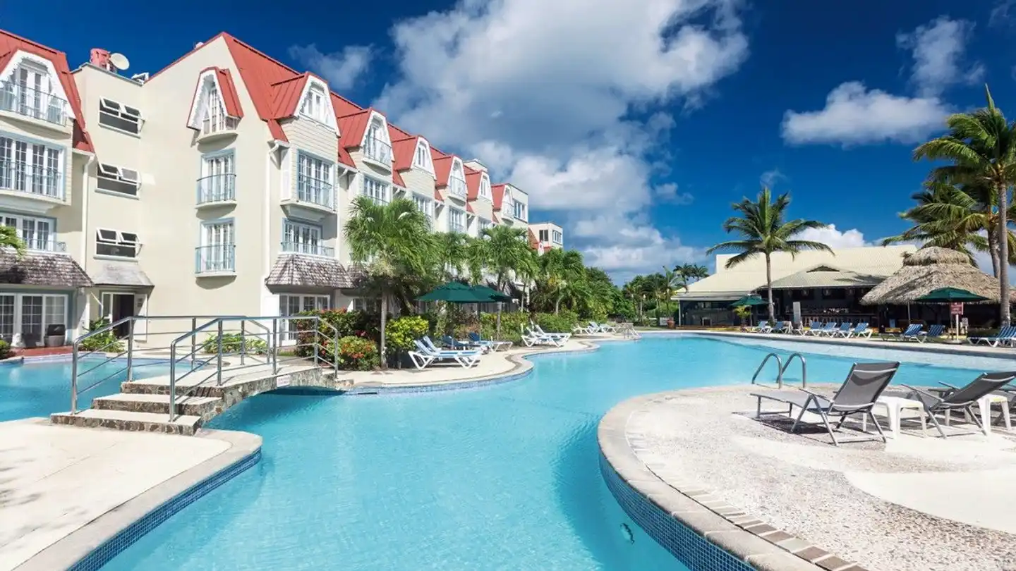 Coco Palm Pool