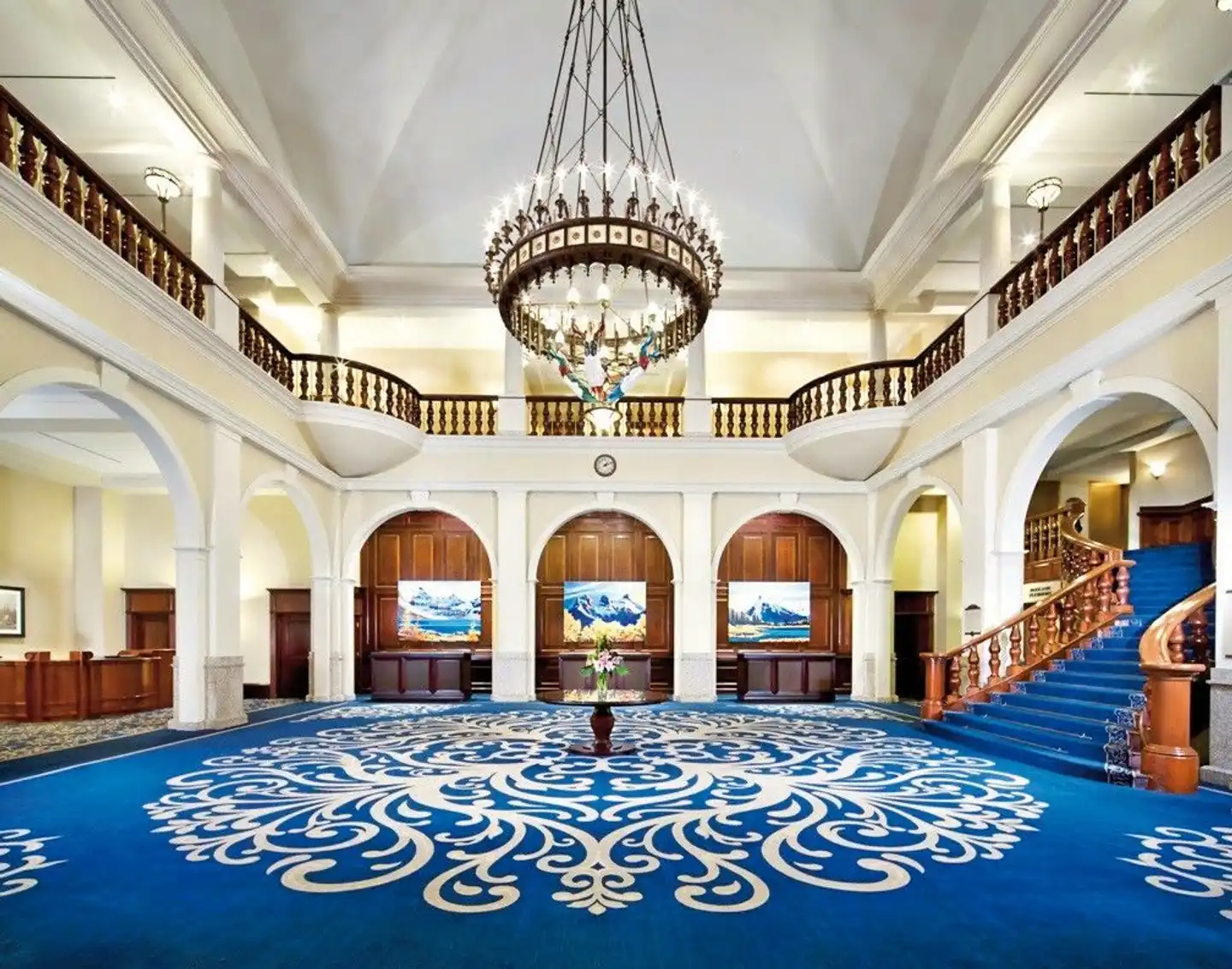 Fairmont Chateau Lake Louise Lobby