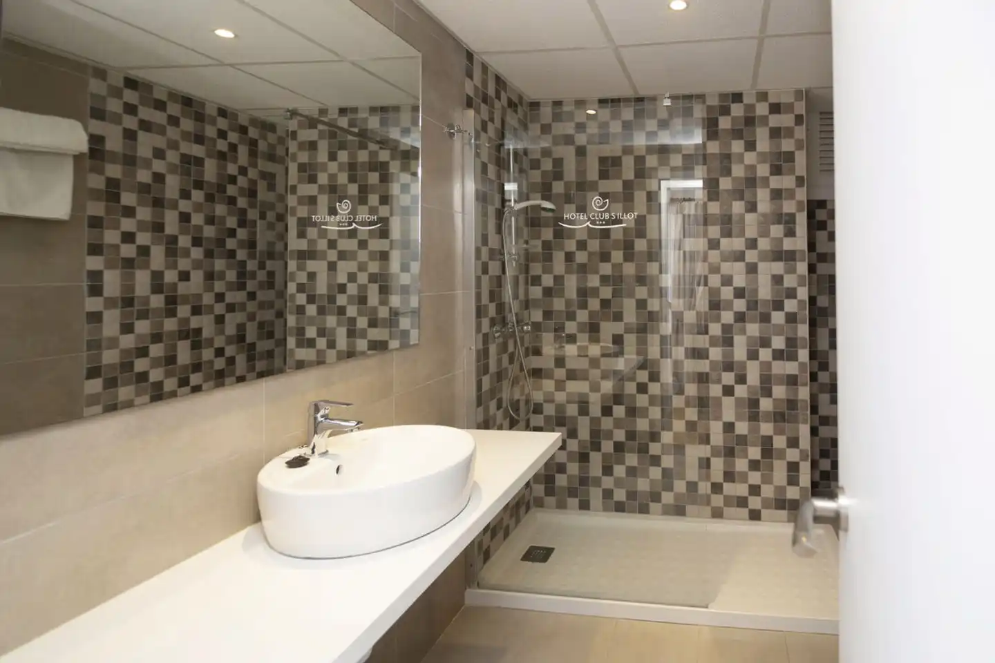 Club S'Illot Badezimmer