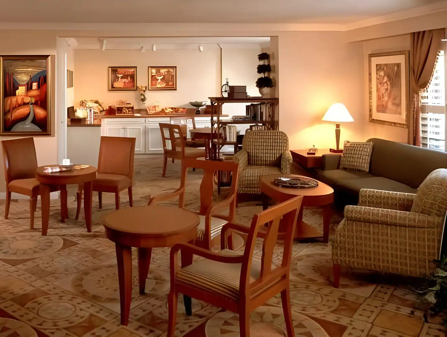 Delta Hotels by Marriott Winnipeg Bar
