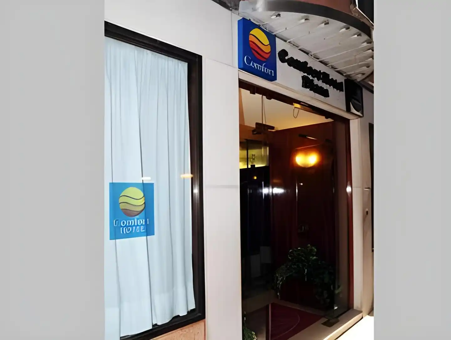 Comfort Hotel Diana Aussenansicht