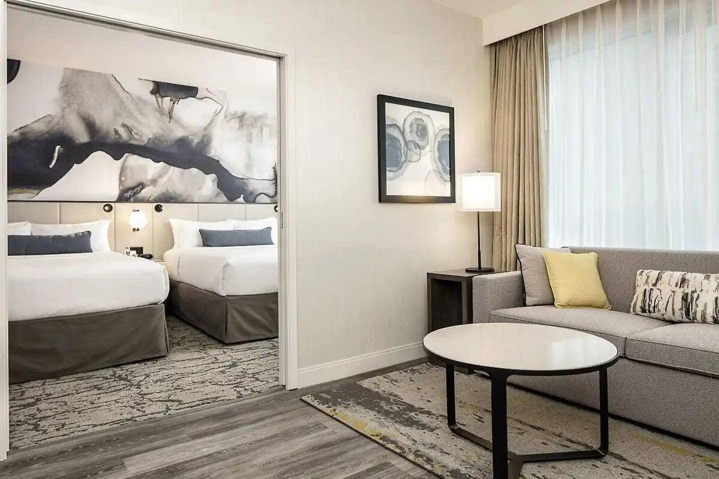 Delta Hotels by Marriott Vancouver Downtown Suites Wohnbeispiel