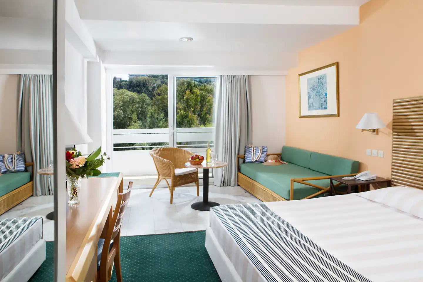 Dionysos Hotel Wohnbeispiel