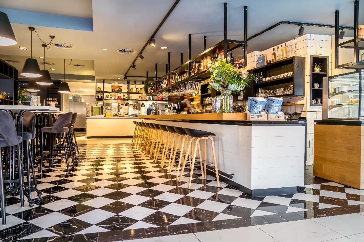 Die Port van Cleve Bar