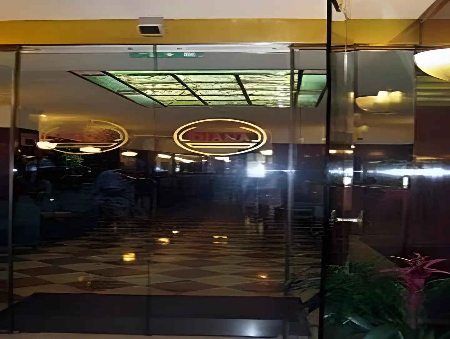 Comfort Hotel Diana Lobby