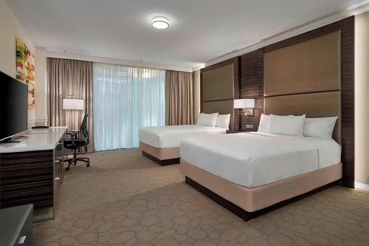 Delta Hotels by Marriott Edmonton Centre Suites Wohnbeispiel
