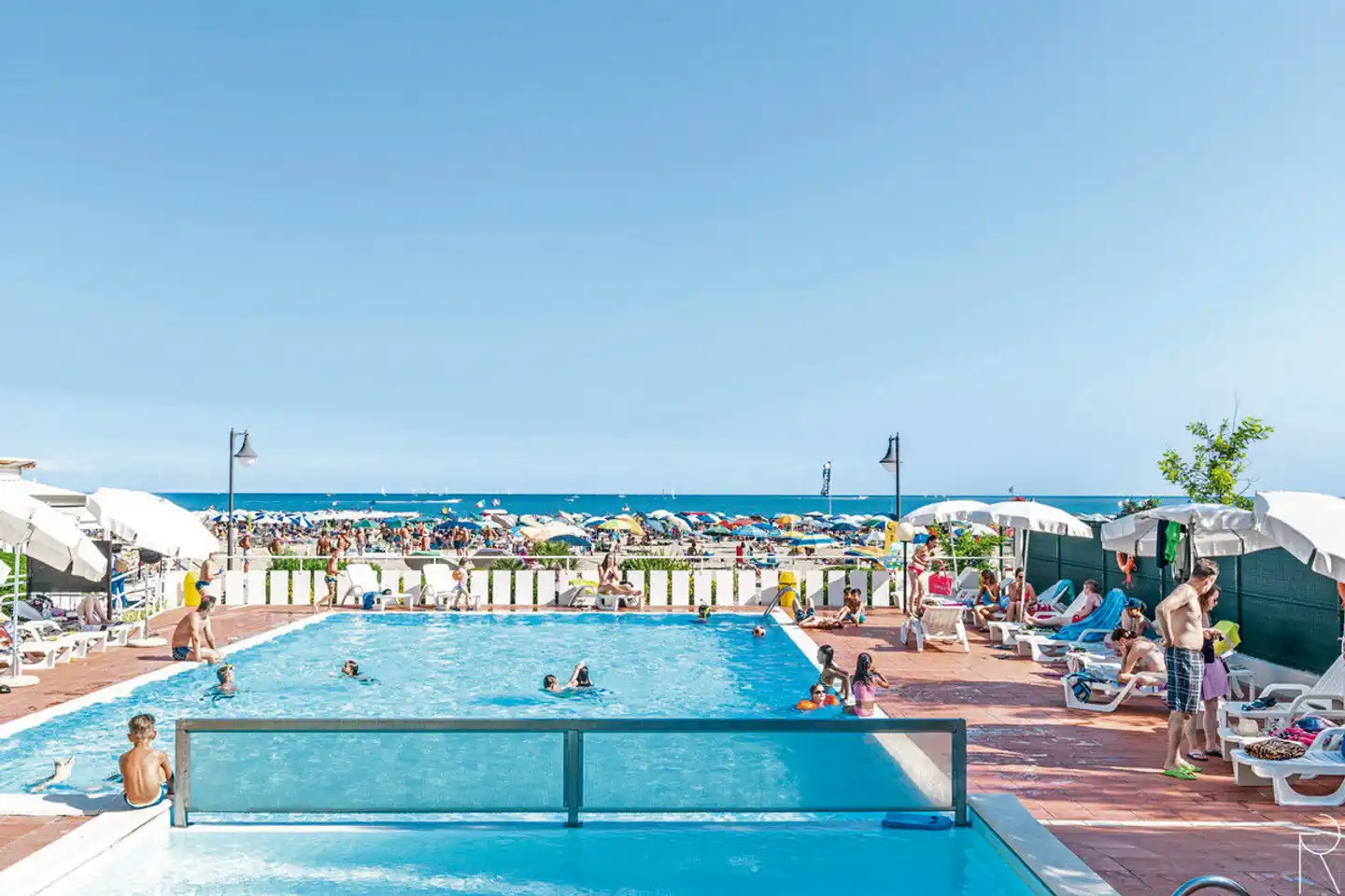 Europa Pool