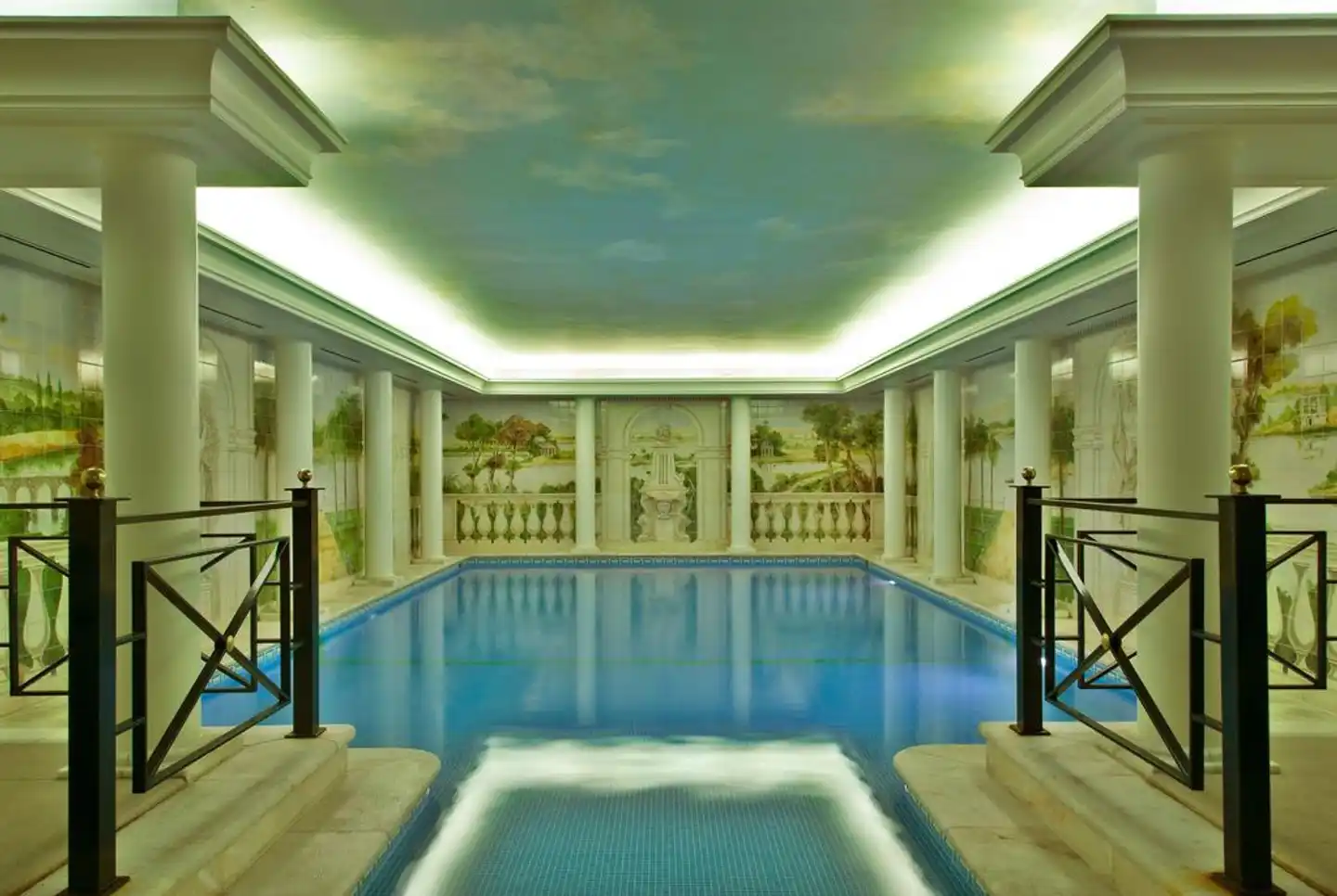 Dos Templarios Hallenbad